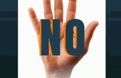 Acilia, via alla raccolta firme contro il Centro di accoglienza