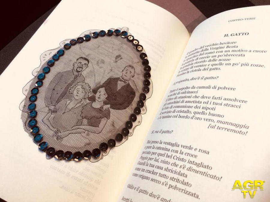 Un libro di poesia vestito...dall'alta moda Un libro di poesia vestito...dall'alta moda