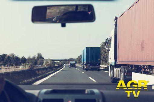 Aumenti dei pedaggi autostradali, proteste dei pendolari