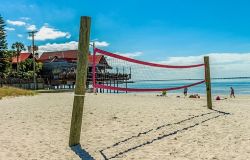Ostia, serve agire subito ed un piano per il rilancio delle spiagge libere