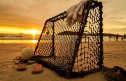 Ostia, spiagge illuminate, ma solo a fine agosto...?