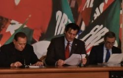 Berlusconi in prima pagina...parlando di immigrazione