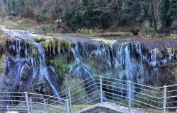 Lo spettacolo della Cascata delle Marmore ghiacciata per l'arrivo di Burian