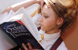Libri, si legge di meno per mancanza di tempo