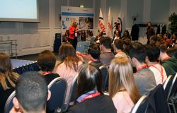 exxonMobil e junior Archievement