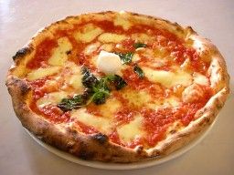 World Pizza Day alla festa di Sant'Antuono, patrono dei pizzaioli, il 17 gennaio