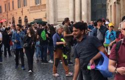 Roma, centro invaso dagli ambulanti