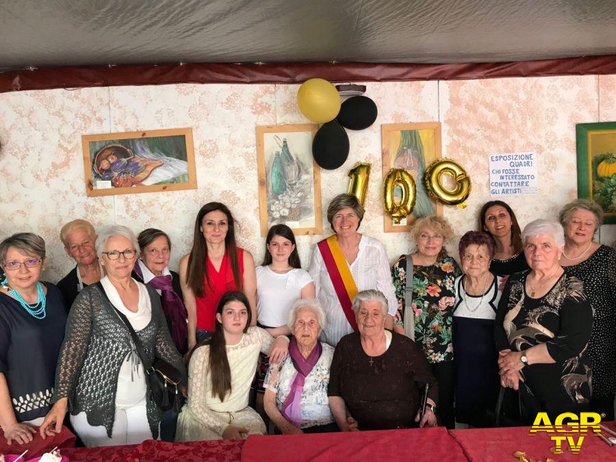 Ostia, cento anni e non li dimostra Ostia, cento anni e non li dimostra
