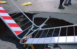 Ostia, class-action contro le buche