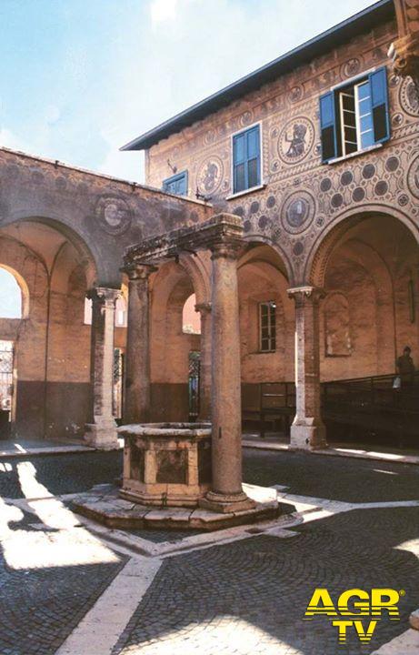 Ostia, poesie romanesche al chiostro