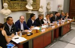 Ostia, stabilimento abbandonato al degrado