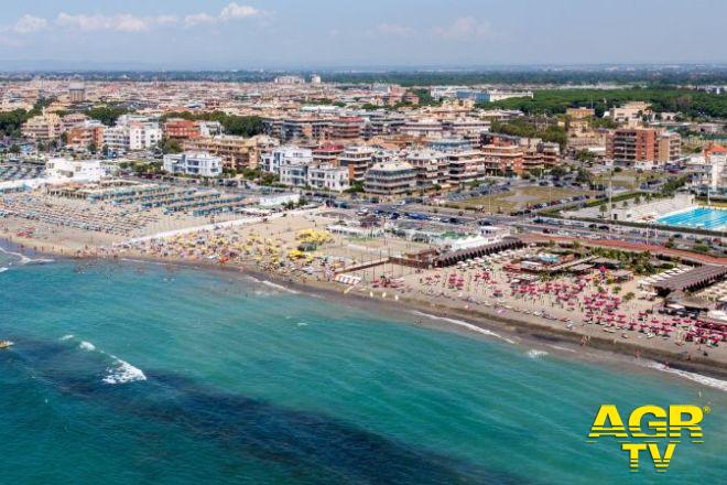 Ostia, è polemica sullo spot che pubblicizza gli eventi estivi Ostia, è polemica sullo spot che pubblicizza gli eventi estivi
