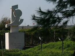 Ostia, all'Idroscalo Tramonti di vita