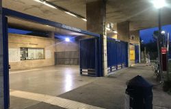 Roma-Lido, riqualificazione dei servizi igienici delle stazioni ancora al palo....denuncia di SCE X: Cosa sta succedendo....?