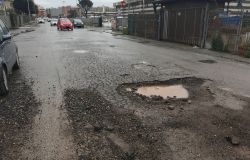 Ostia, nuova asfaltatura per le strade al collasso