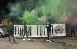 Ostia, protesta Casapound contro spaccio ed immigrati irregolari