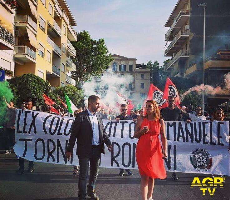Vittorio Emanuele,  proteste per l'ennesimo rinvio dello sgombero